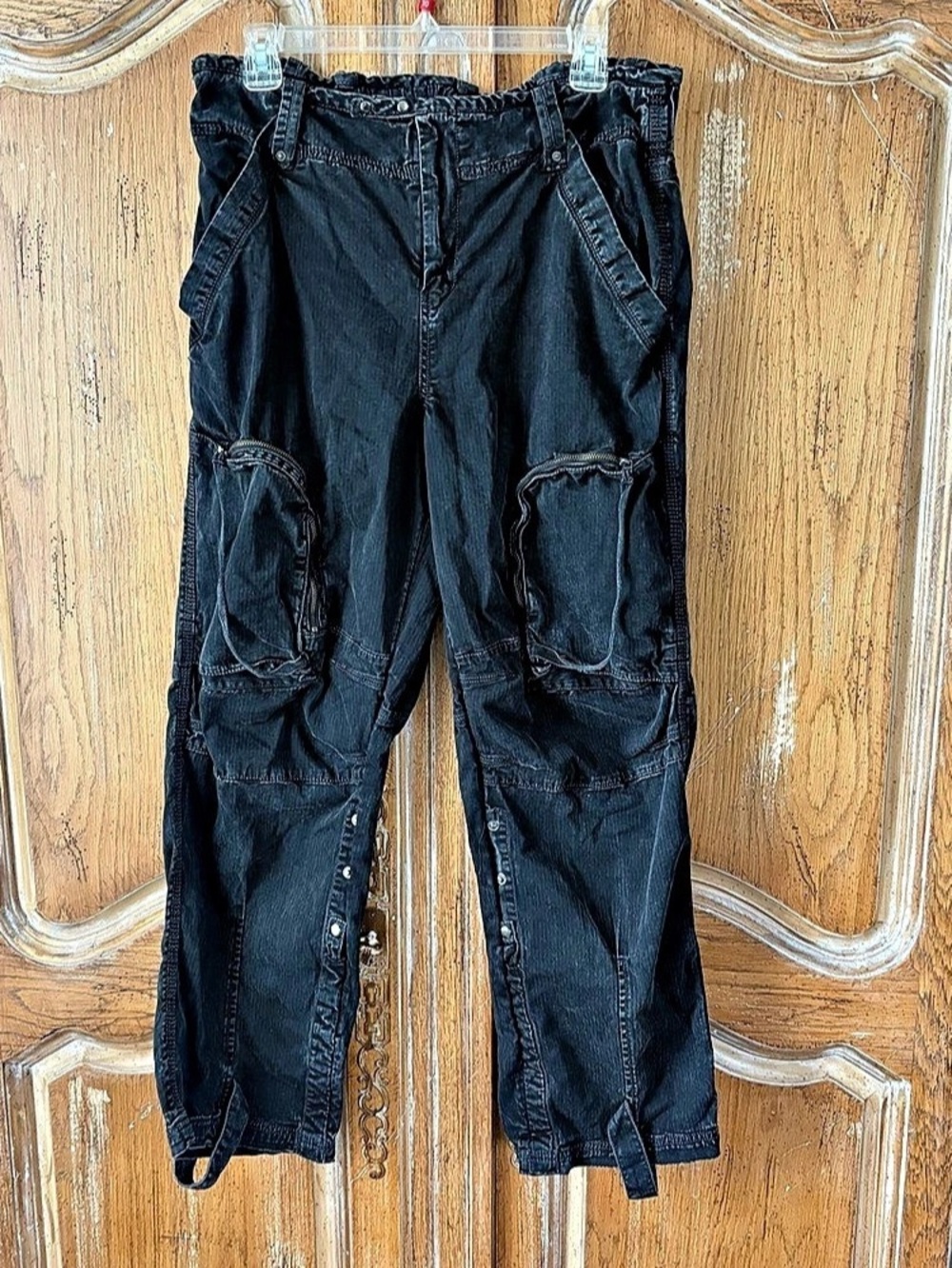Free People We The Free Can't Compare Slouch Cargo Pants Black L